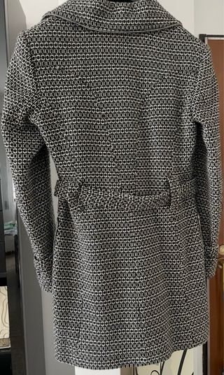 Cappotto Motivi corto con cintura taglia itaitalia