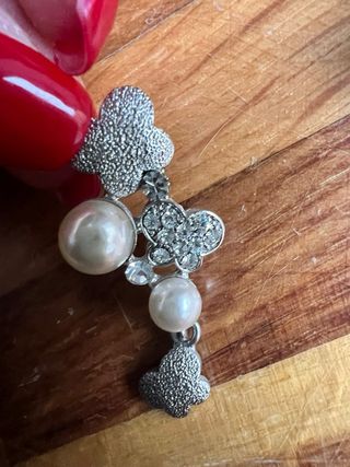 Orecchini pendenti argento con perle