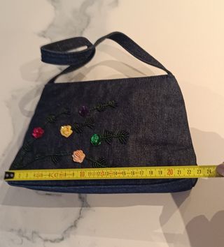 Bolso vaquero con abalorios