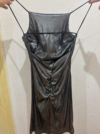 Vestido plateado fiesta tirantes