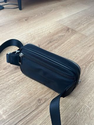 Riñonera Michael Kors Negra
