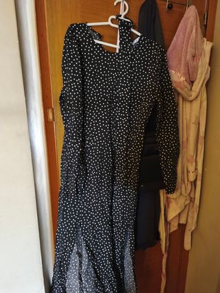 Vestido Negro con Lunares Blancos