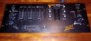 Mezclador Gemini PMX 1600 Stereo Preamp Mixer