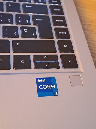 Portátil HP i5