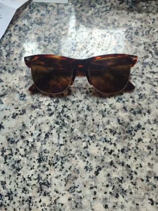 Gafas de sol tortuga