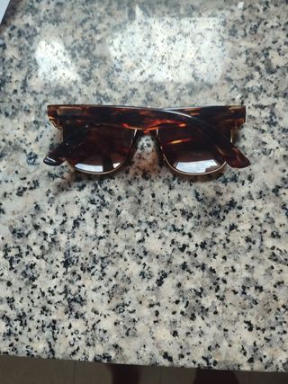 Gafas de sol tortuga