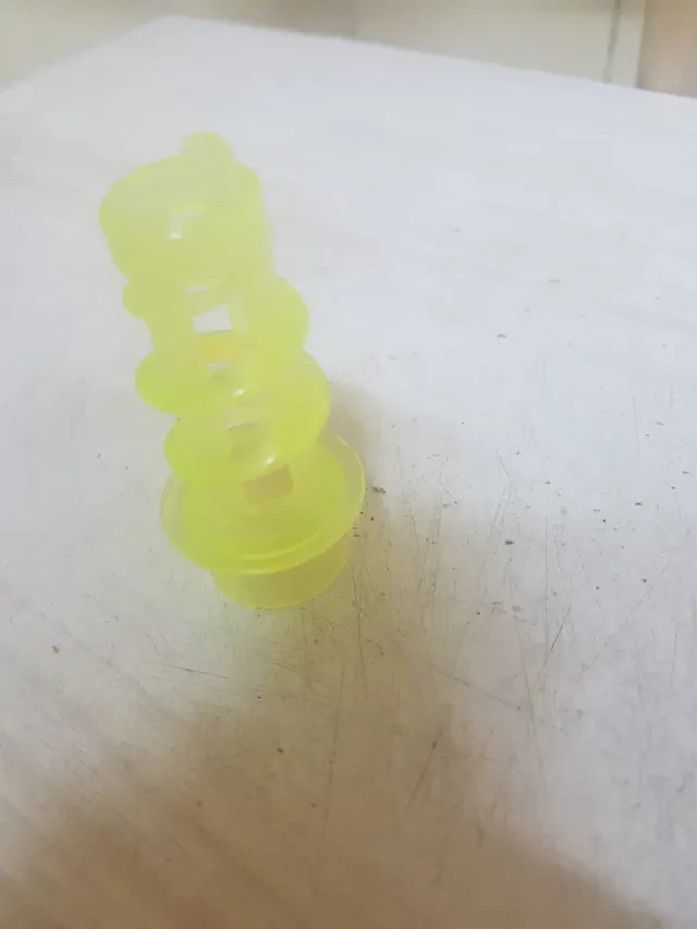 Exprimidor de limones y citricos