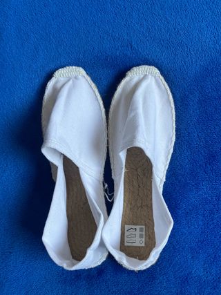 Alpargatas Lona Blanca Clásicas Planas