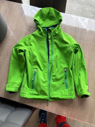 Chaqueta verde niña/o nueva