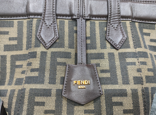 Borsa Fendi beige e marrone