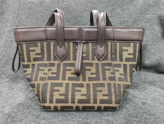 Borsa Fendi beige e marrone