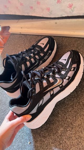 Zapatillas Nike Hombre/Mujer Negras y Grises