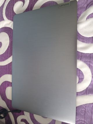 Portátil Lenovo i5 11ª Gen 2.5GHz Gris