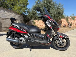 Yamaha Xmax 250