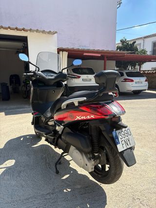 Yamaha Xmax 250