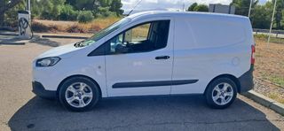 Ford Transit Courier 2019