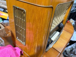 Radio antigua Grundig válvulas 3 altavoces