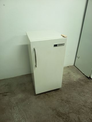 Refrigerador Atlantic pequeño