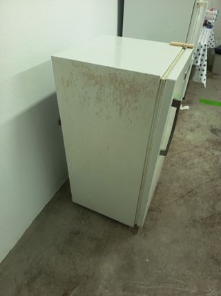 Refrigerador Atlantic pequeño