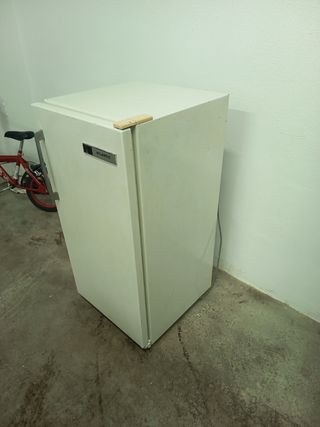 Refrigerador Atlantic pequeño