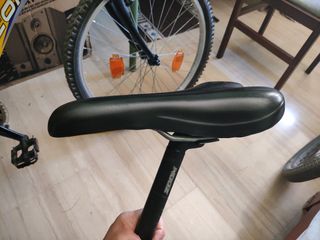 Sillín de bicicleta + Tija aluminio 25.4 + funda