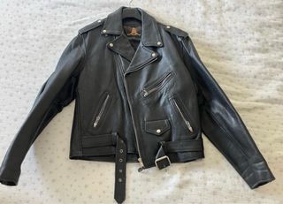 Chaqueta de cuero estilo motero hombre