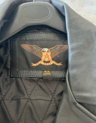 Chaqueta de cuero estilo motero hombre
