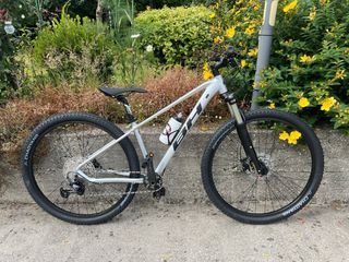 Bicicleta BH Spike 3.0 Gris