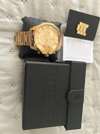 Reloj Diesel Dorado