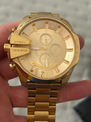 Reloj Diesel Dorado