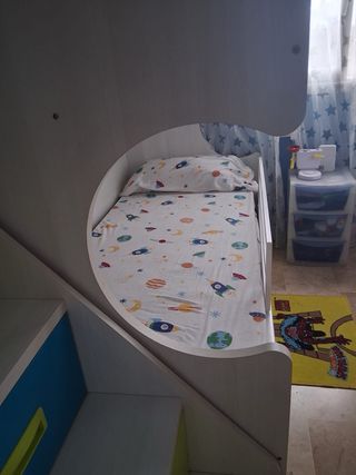 Litera con Escalera y Armario Infantil