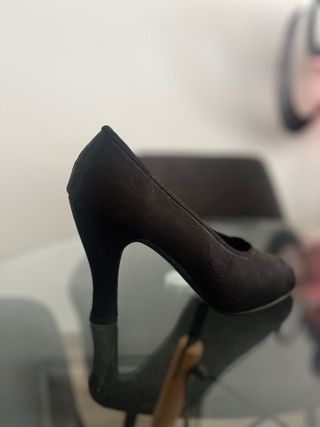 Zapatos de tacón negros