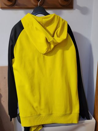 Chaqueta Joma Roda Amarilla y Negra