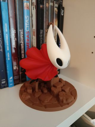 Figura Anime con base Hornet Hollow Knight: Silks