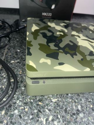 Playstation 4 Slim 1TB -Edicion Camuflaje 