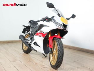 YAMAHA R 125 