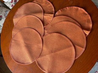 Manteles individuales de lino nuevos