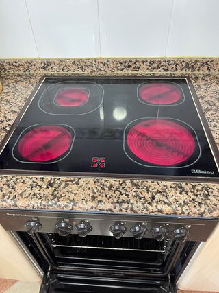 Placa Vitrocerámica Balay + Horno