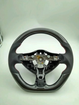 VOLANTE PERSONALIZADO CARBONO NISSAN Juke