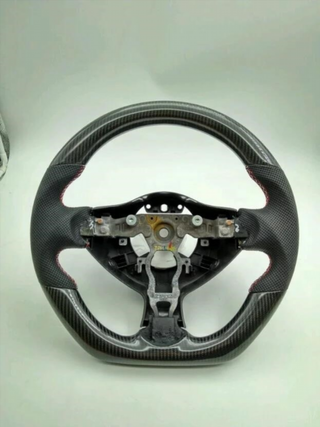 VOLANTE PERSONALIZADO CARBONO NISSAN Juke