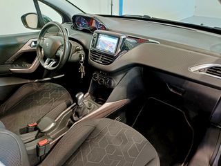 Peugeot 2008 2016