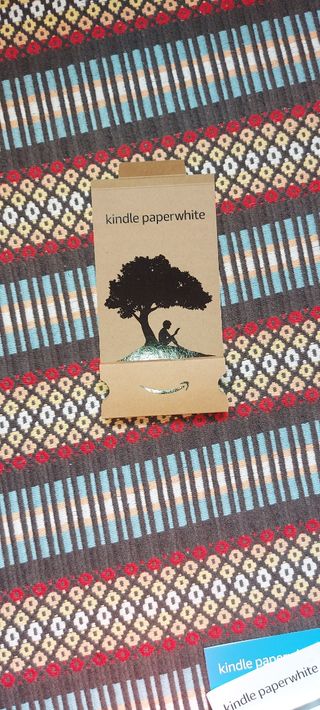 Kindle Paperwhite 16 GB negro 12 generacion.