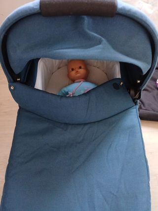 Capazo Cybex Azul Semi Nuevo + Sábanas
