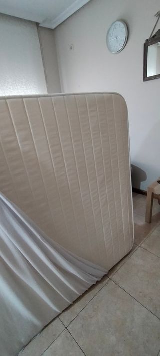 Colchón espuma Carrefour 135