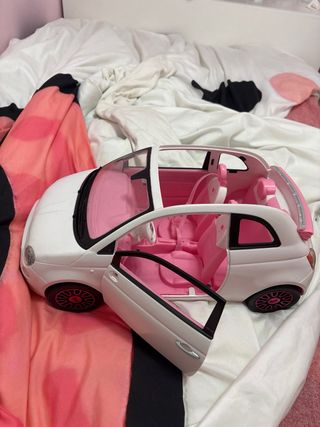Auto Barbie bianca