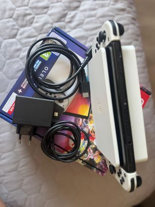 Nintendo Switch OLED Mario Kart 8 Deluxe