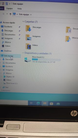 Portátil HP 725 G3 AMD 8GB SSD