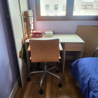 Escritorio juvenil con cajón 