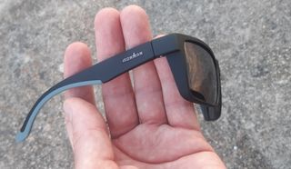 Gafas de sol Ironman polarizadas negras/grises