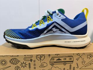 Nike Pegasus Trail 4 Azul/Amarillo